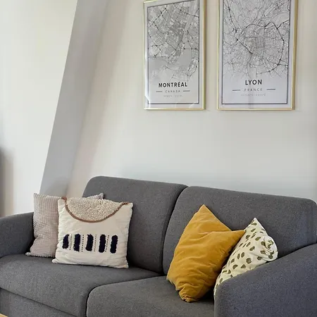 Apartment 2 Pieces Avec Balcon
